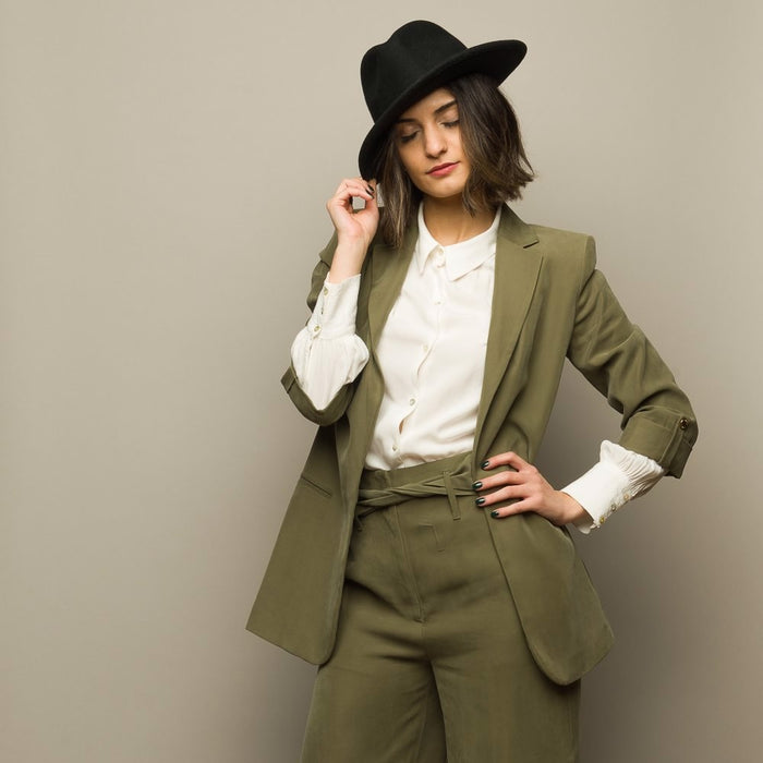 Savage #61 TV Gray Seamless Background Paper 107" x 36' - In Store Pick Up Only