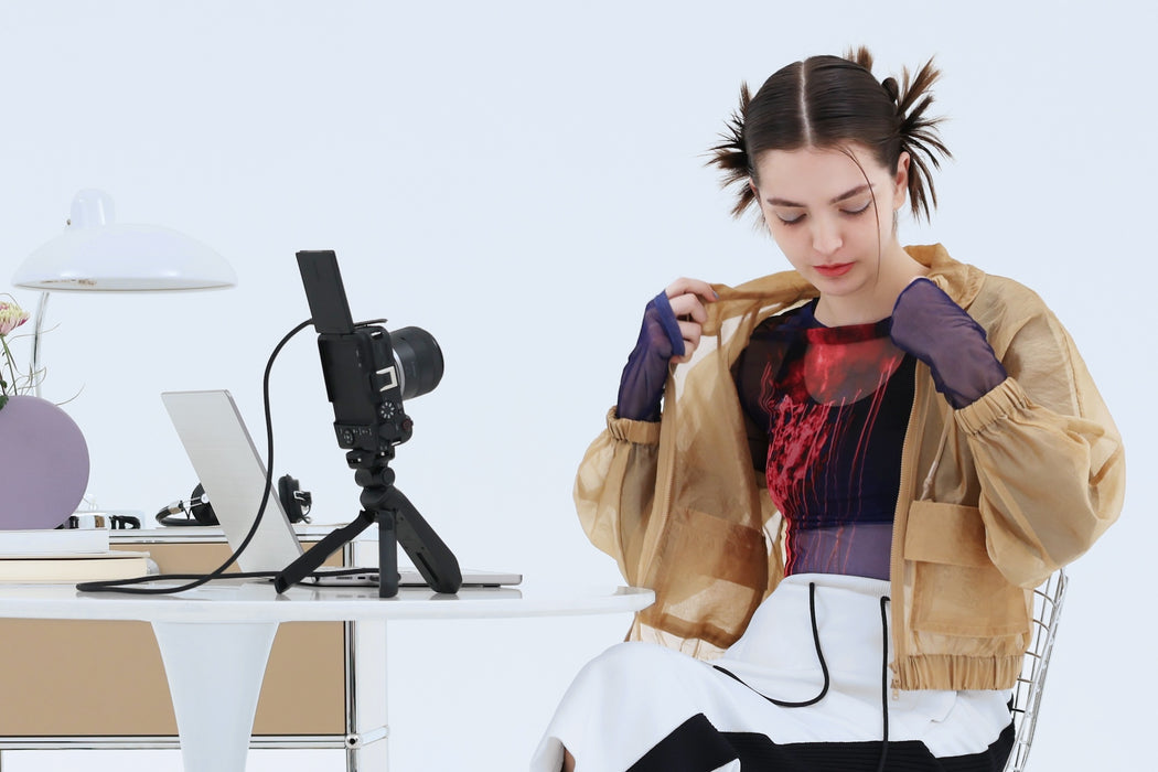 Canon EOS R50 V Mirrorless Camera