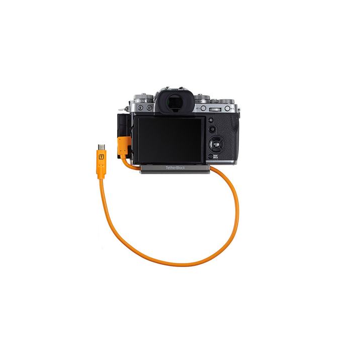 Tether Tools TetherPro USB-C to Right Angle USB-C Pigtail Cable, 20" (50cm) - High-Visibility Orange