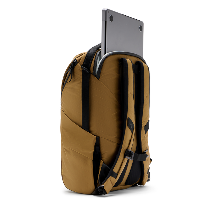 Peak Design Everyday 20L Backpack V2 - Coyote