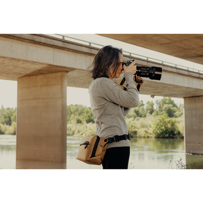 Peak Design Everyday Sling 3L v2 - Coyote