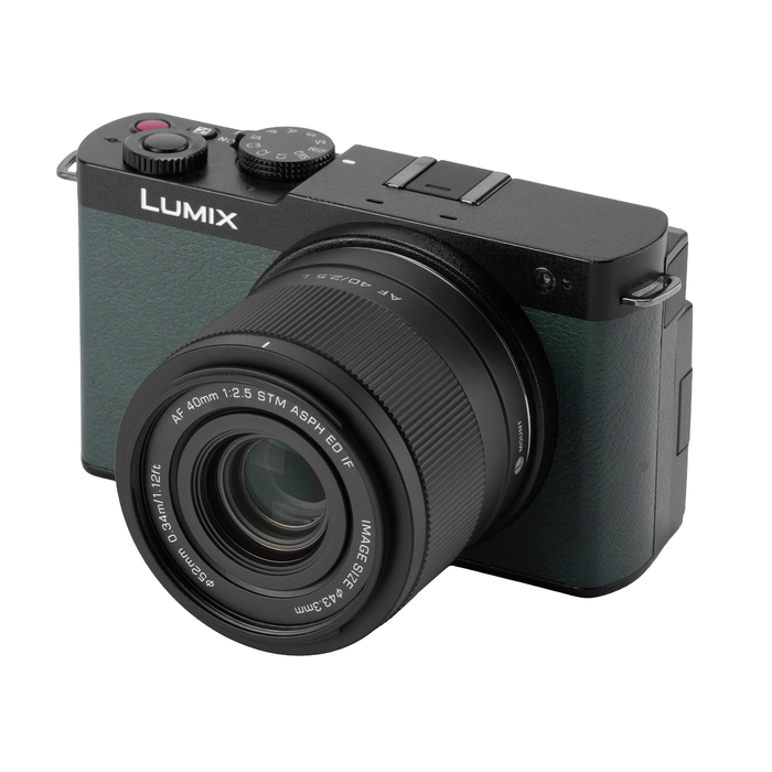 Viltrox AF 40mm f/2.5 Air Full-Frame Lens for L-Mount