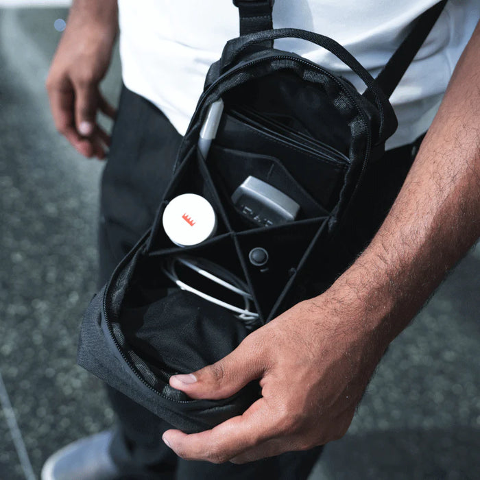 Wandrd X1 Cross-Body Bag, Medium - Black