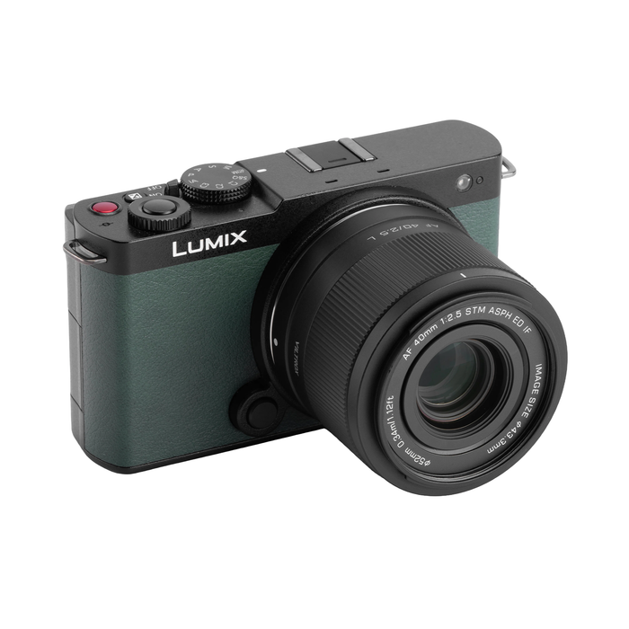 Viltrox AF 40mm f/2.5 Air Full-Frame Lens for L-Mount