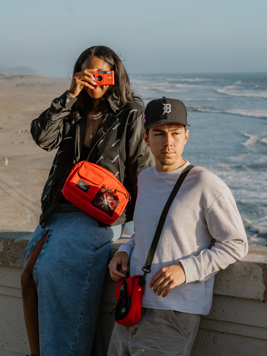 Long Weekend Crossbody Camera Pouch - Chili Red
