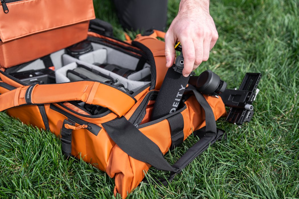 Wandrd PRVKE Photo Bundle 21L Backpack V4 - Sedona Orange