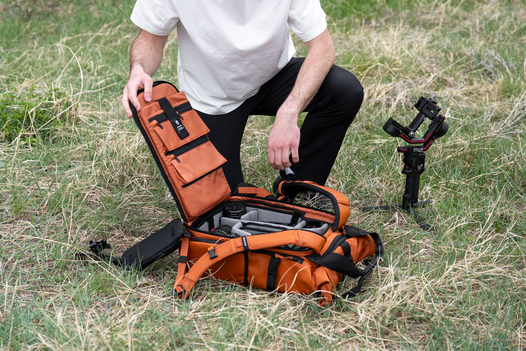 Wandrd PRVKE Photo Bundle 21L Backpack V4 - Sedona Orange