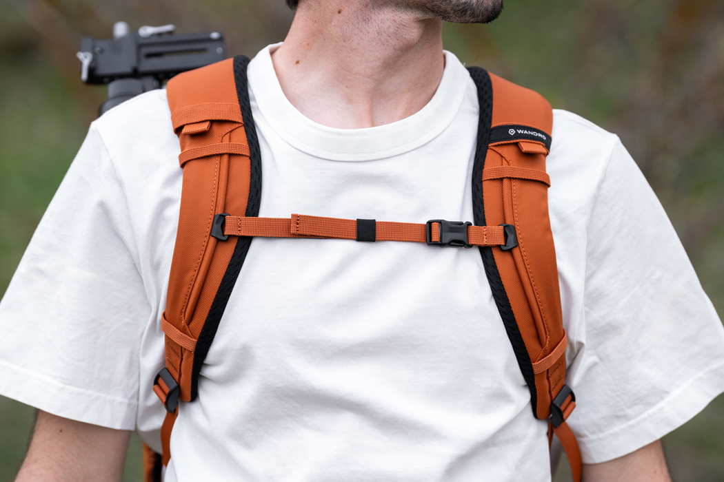 Wandrd PRVKE Photo Bundle 21L Backpack V4 - Sedona Orange