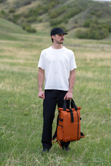 Wandrd PRVKE Photo Bundle 21L Backpack V4 - Sedona Orange