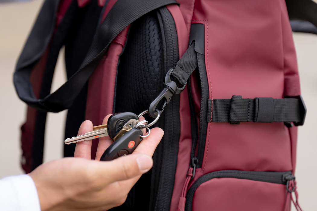 Wandrd PRVKE Photo Bundle 21L Backpack V4 - Rhone Burgundy