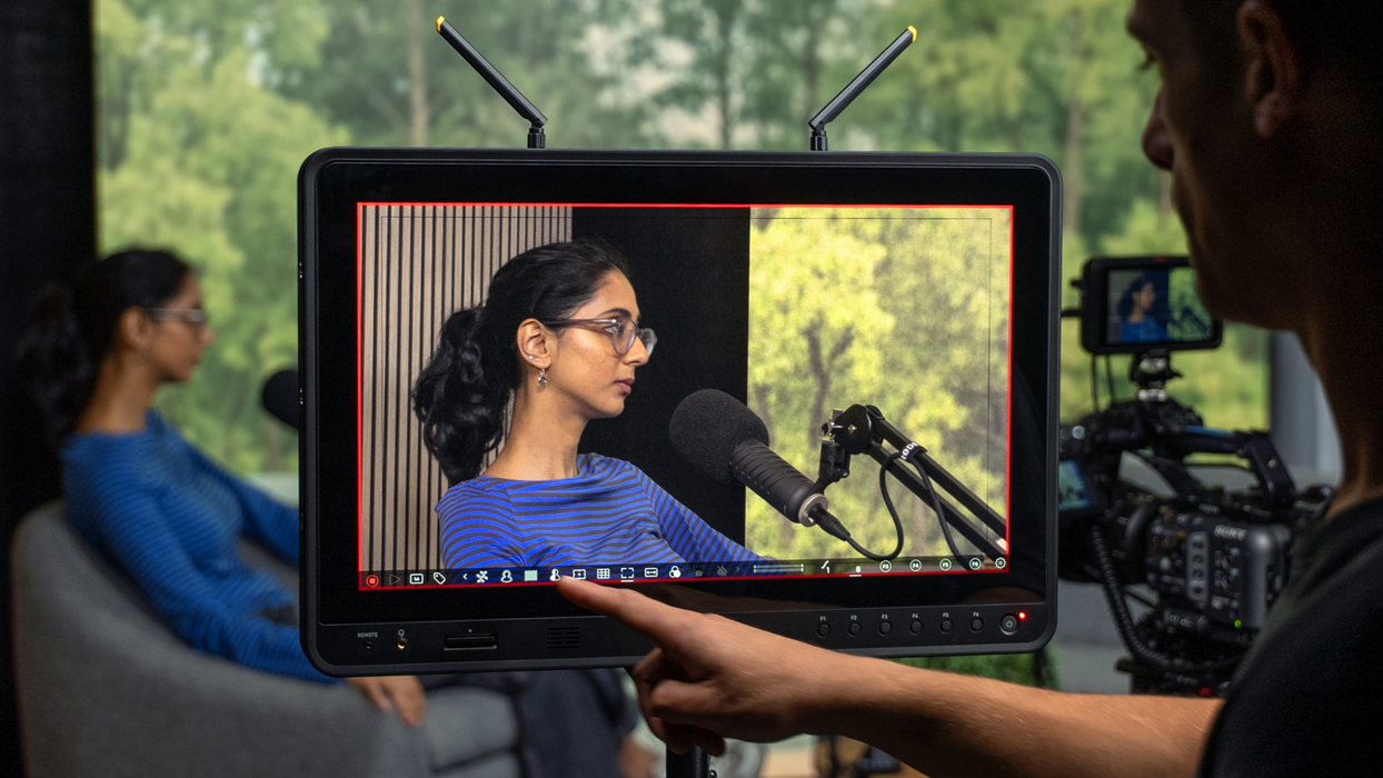 Atomos Sumo PRO-19 19" 4K HDR Monitor-Recorder-Switcher with Camera Control