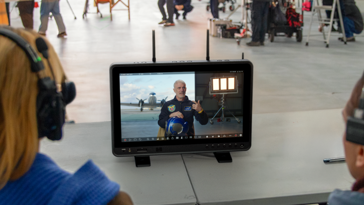 Atomos Sumo PRO-19 19" 4K HDR Monitor-Recorder-Switcher with Camera Control