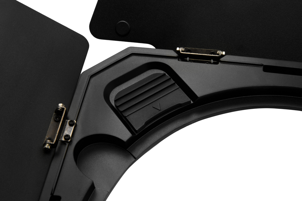 Aputure CF10 Fresnel and Barn Doors Kit