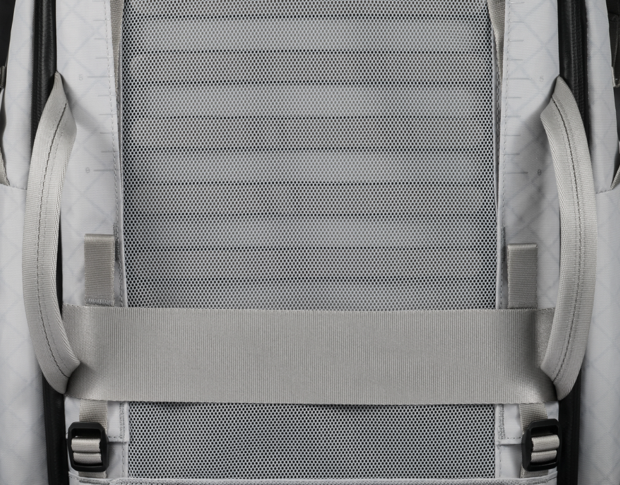 Urth Helios Outdoor 40L Backpack with Core Camera Cube L - Onyx