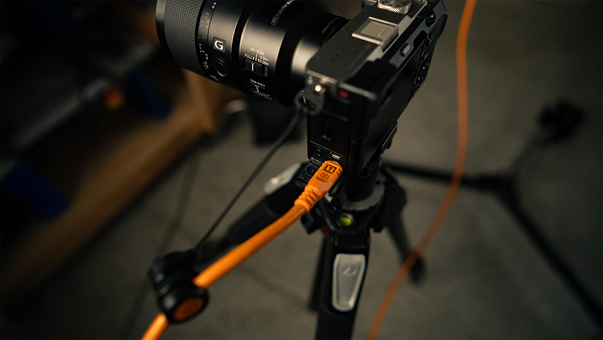 Tether Tools TetherPro Optima 10G USB-C Straight to Straight Cable, 15' - High-Visibility Orange