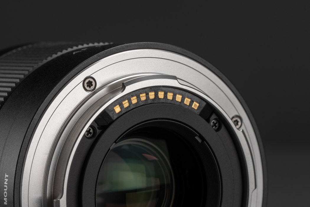 Viltrox AF 50mm f/2.0 Air Full-Frame Lens for Leica L-Mount