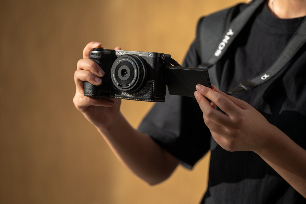 Viltrox AF 28mm f/4.5 Lens for Sony FE-Mount