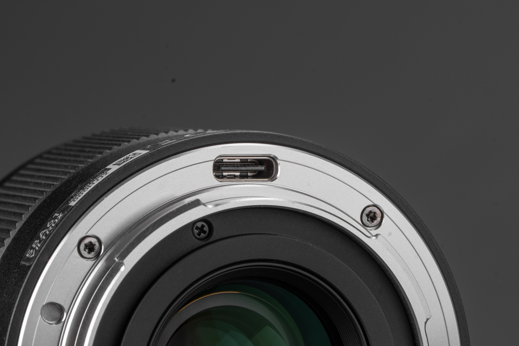 Viltrox AF 40mm f/2.5 Air Full-Frame Lens for L-Mount