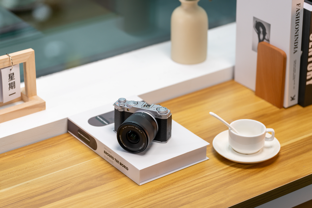 Viltrox AF 9mm f/2.8 Air APS-C Lens for Fujifilm X-Mount
