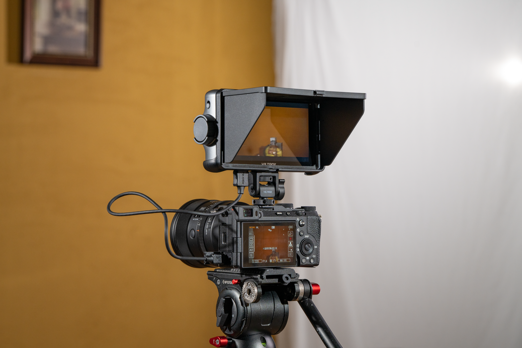 Viltrox DC-550 Pro ll Portable 5.5" HD Touchscreen Camera Monitor