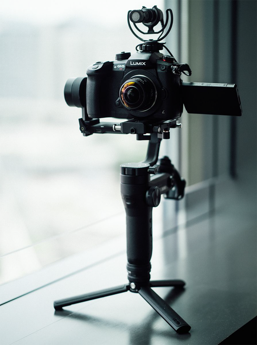 Laowa 4mm f/2.8 Fisheye Lens for Micro Four Thirds