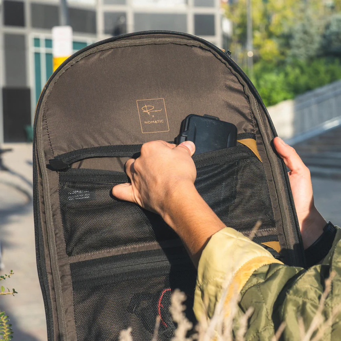 Nomatic McKinnon 25L Camera Backpack with Small Cube - Black