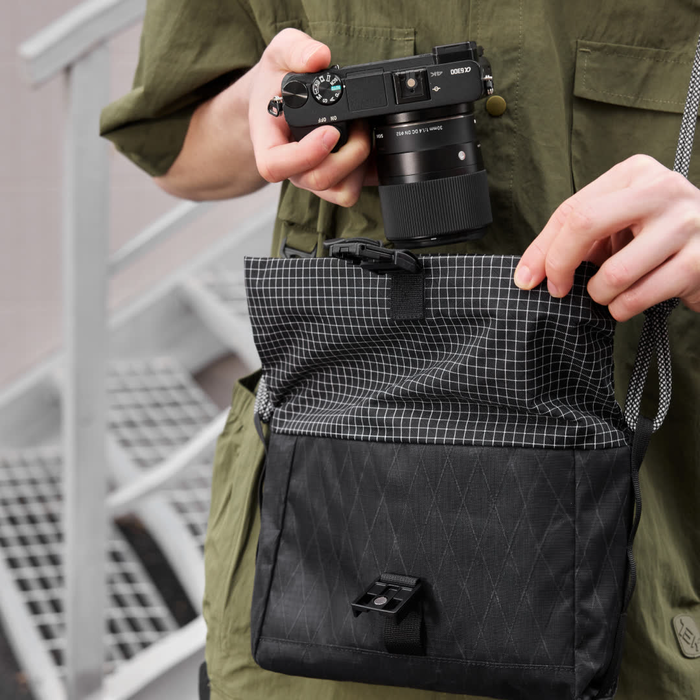 VSGO Snipe Urban Series Walk 3L Camera Sling Bag - Black
