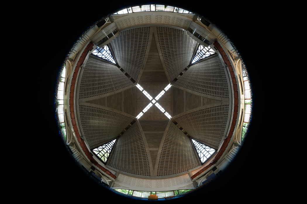Sony FE 8-14mm f/3.5 Fisheye G Lens