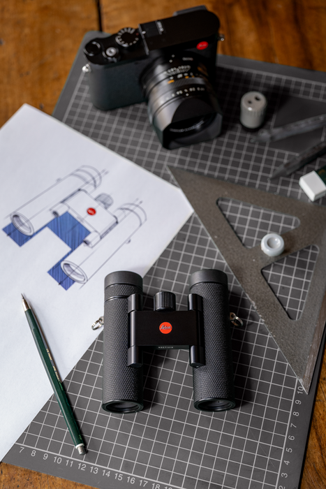 Leica Noctivid Compact 10x25 Binoculars