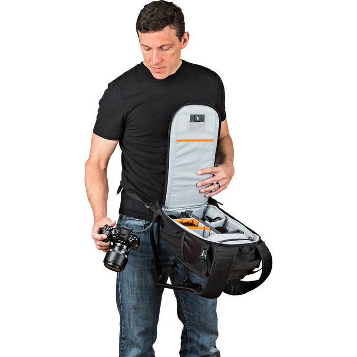 LowePro Flipside 200 AW II 11L Backpack - Black
