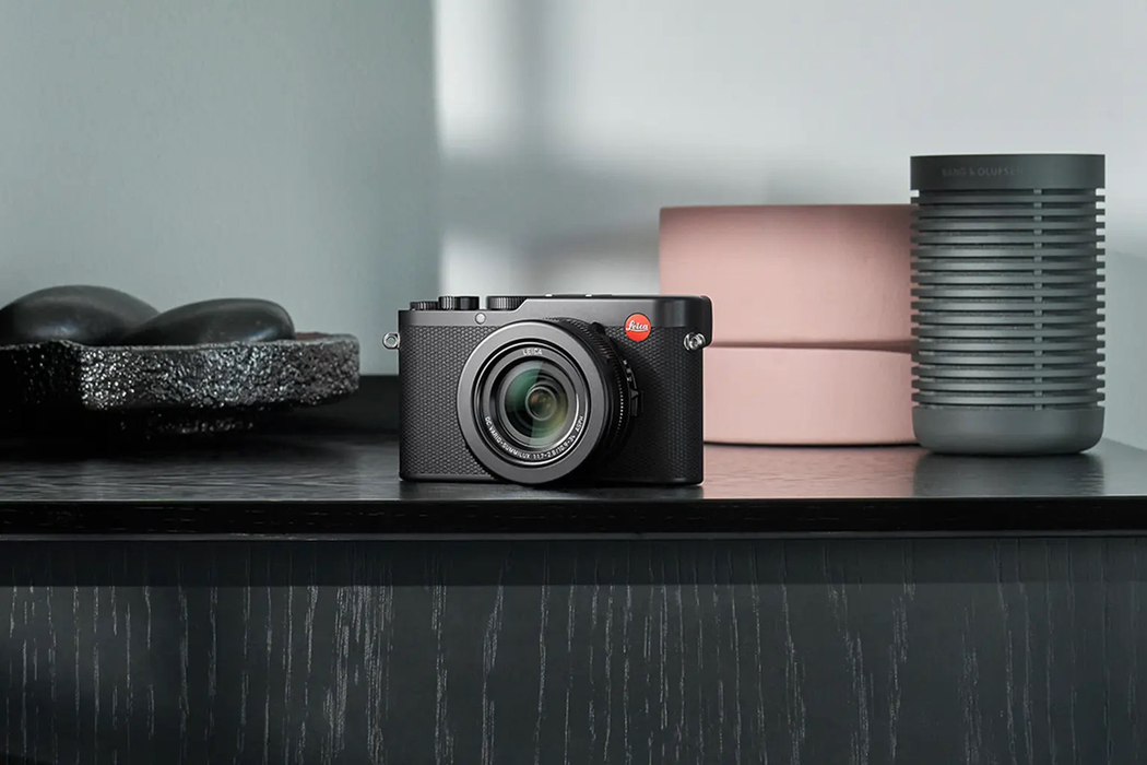 Leica D-Lux 8 100 Years of Leica Digital Camera (Limited Edition Leica D-Lux 8 100 Years of Leica Digital Camera (Limited Edition