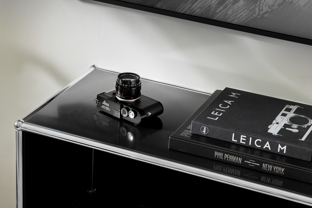 Leica Summilux-M 50mm f/1.4 Lens - Glossy Black Paint Finish