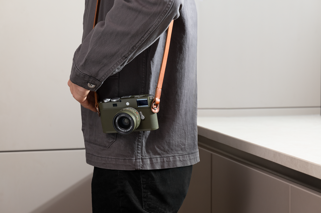 Leica Summicron-M 28mm f/2 ASPH. Lens - Safari