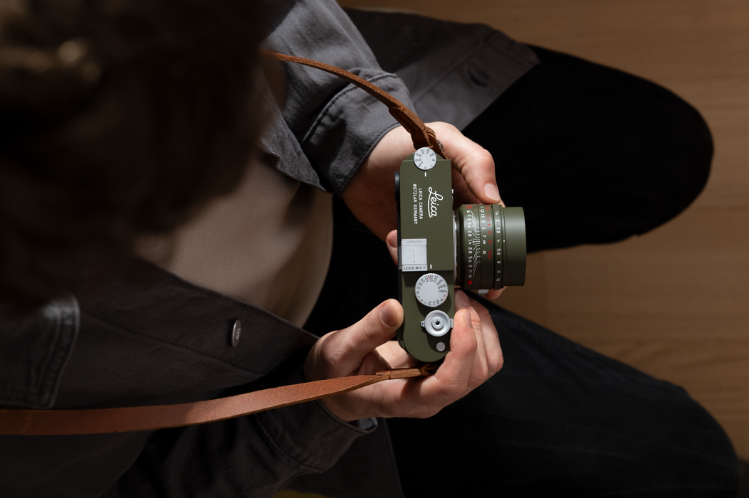 Leica Summilux-M 35mm f/1.4 ASPH. Lens - Safari