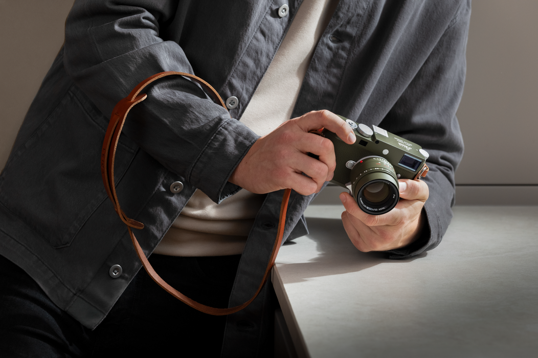 Leica Summilux-M 50mm f/1.4 ASPH. Lens - Safari