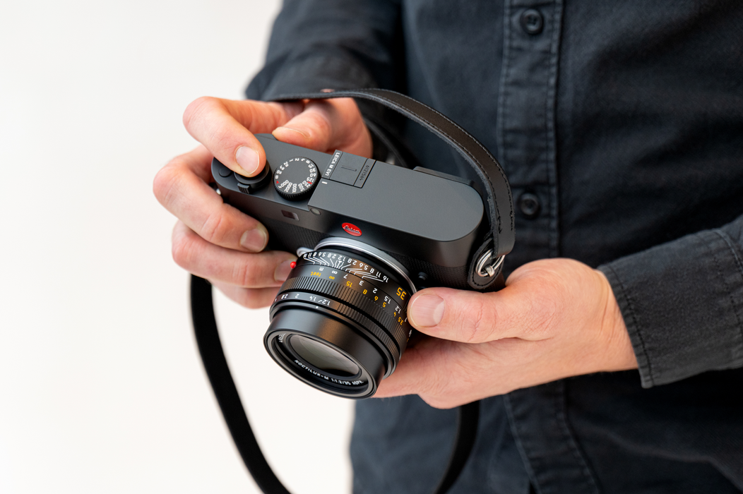 Leica Noctilux-M 35mm f/1.2 ASPH. Lens - Black Anodized Finish