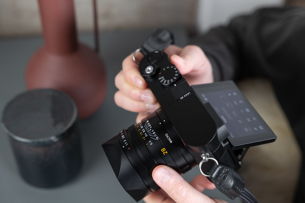 Leica Q3 Digital Compact Camera