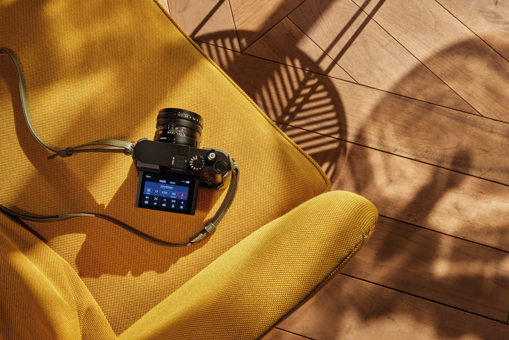 Leica Q3 Digital Compact Camera