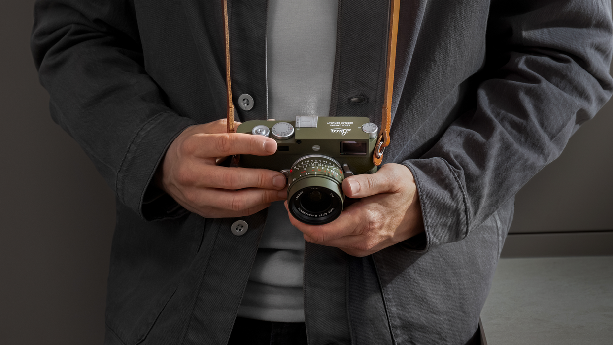 Leica Summicron-M 28mm f/2 ASPH. Lens - Safari