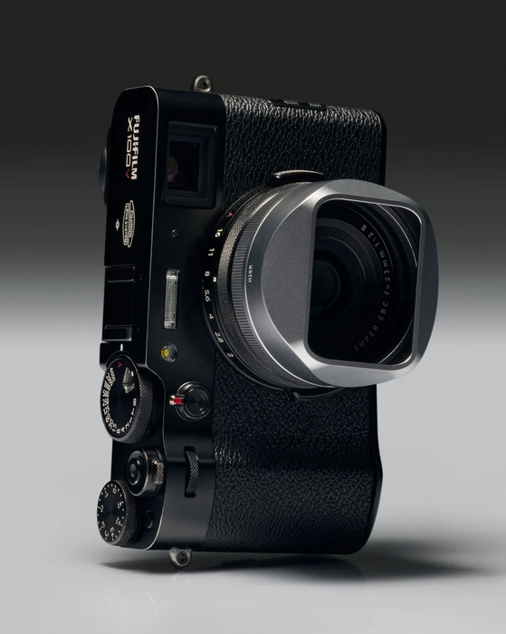 Urth Lens Hood for Fujifilm X100V & X100VI Silver