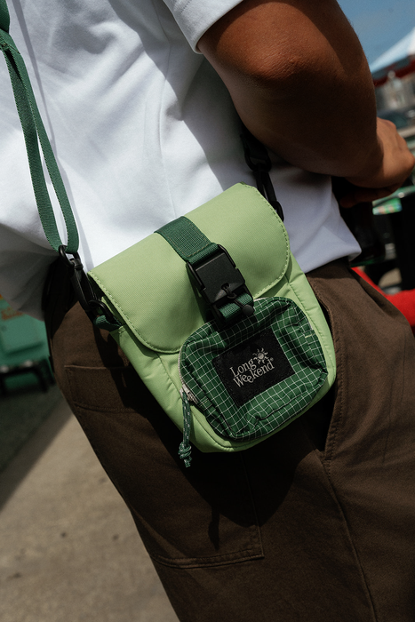 Long Weekend Crossbody Camera Pouch - Moss