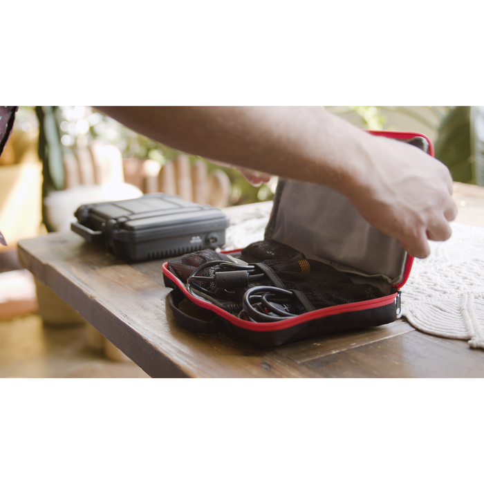 Aputure MC 4-Light Travel Kit with Charging Case