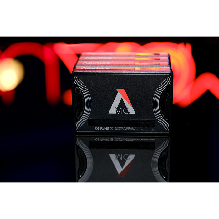 Aputure MC 4-Light Travel Kit with Charging Case