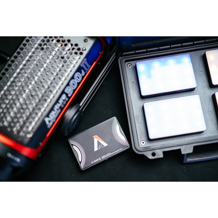 Aputure MC 4-Light Travel Kit with Charging Case