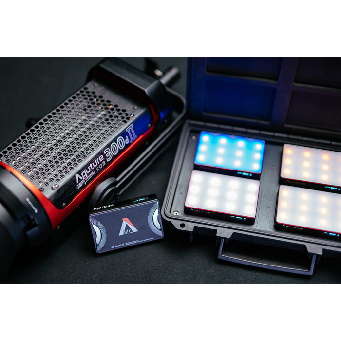 Aputure MC 4-Light Travel Kit with Charging Case