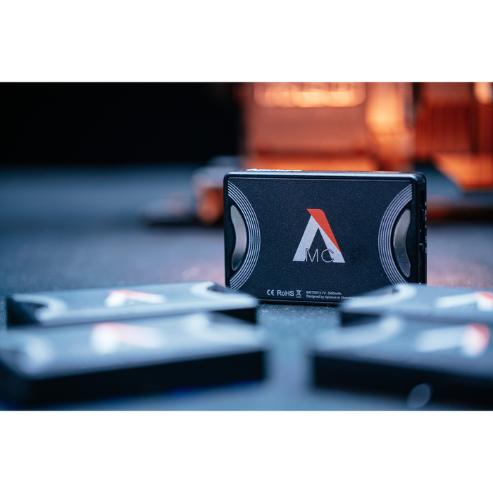 Aputure MC 4-Light Travel Kit with Charging Case