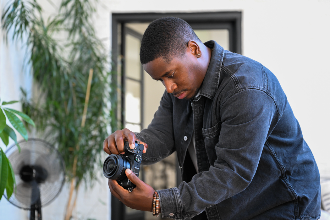 Nikon Z5 IIC Mirrorless Camera - Black