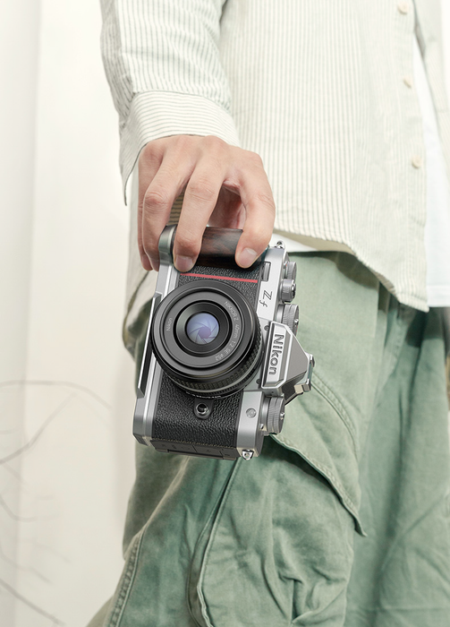 SmallRig L-Shaped Mount Plate with Silicone Handle for Nikon Z f - Silver/Black