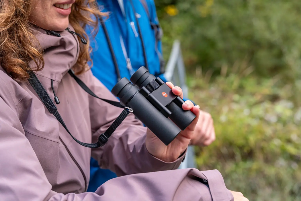 Leica Noctivid Compact 10x25 Binoculars