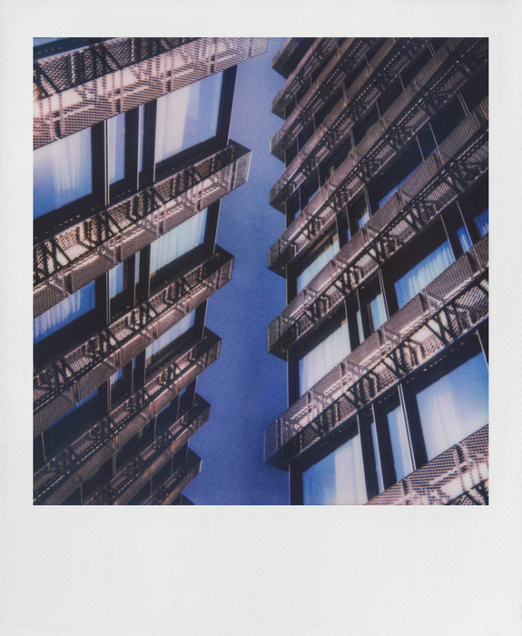 Polaroid Mod Instant Camera & Film Bundle (8 Exposures)